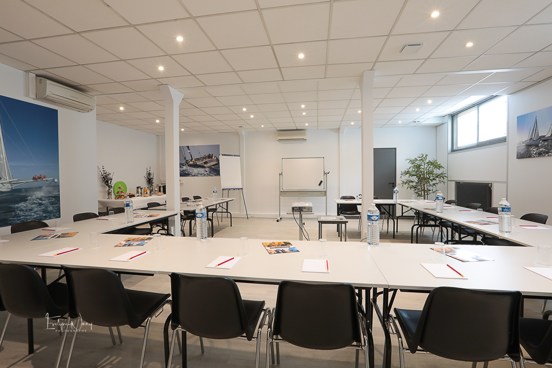 2019 09 09 Néopole Saint-Maur Salle 111 Configuration Réunion BD AF-2